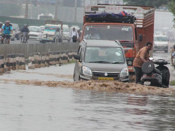 Hyderabad hit by heavy rains on wednesday morning